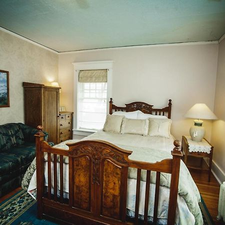 The Rogers House Inn Bed And Breakfast ลินคอล์น ภายนอก รูปภาพ