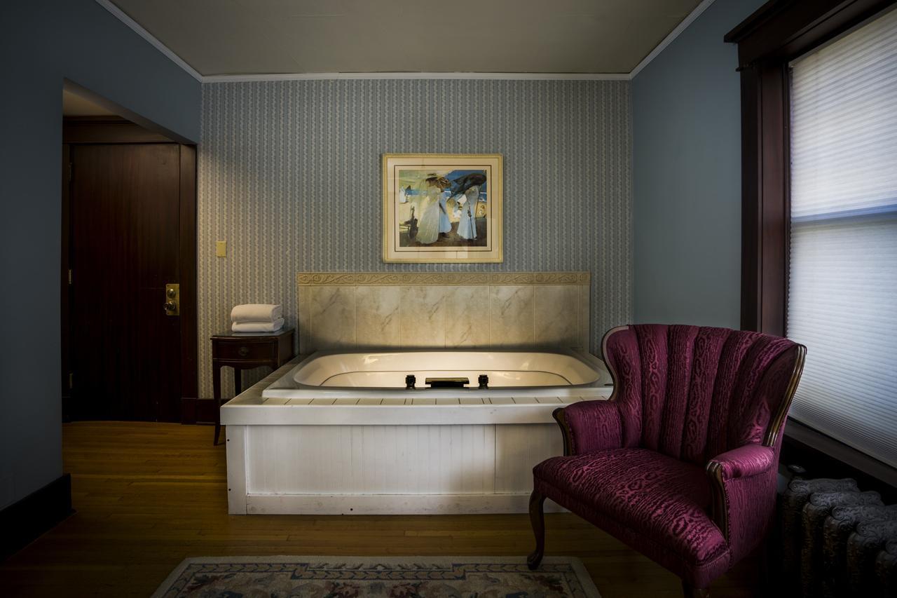 The Rogers House Inn Bed And Breakfast ลินคอล์น ภายนอก รูปภาพ